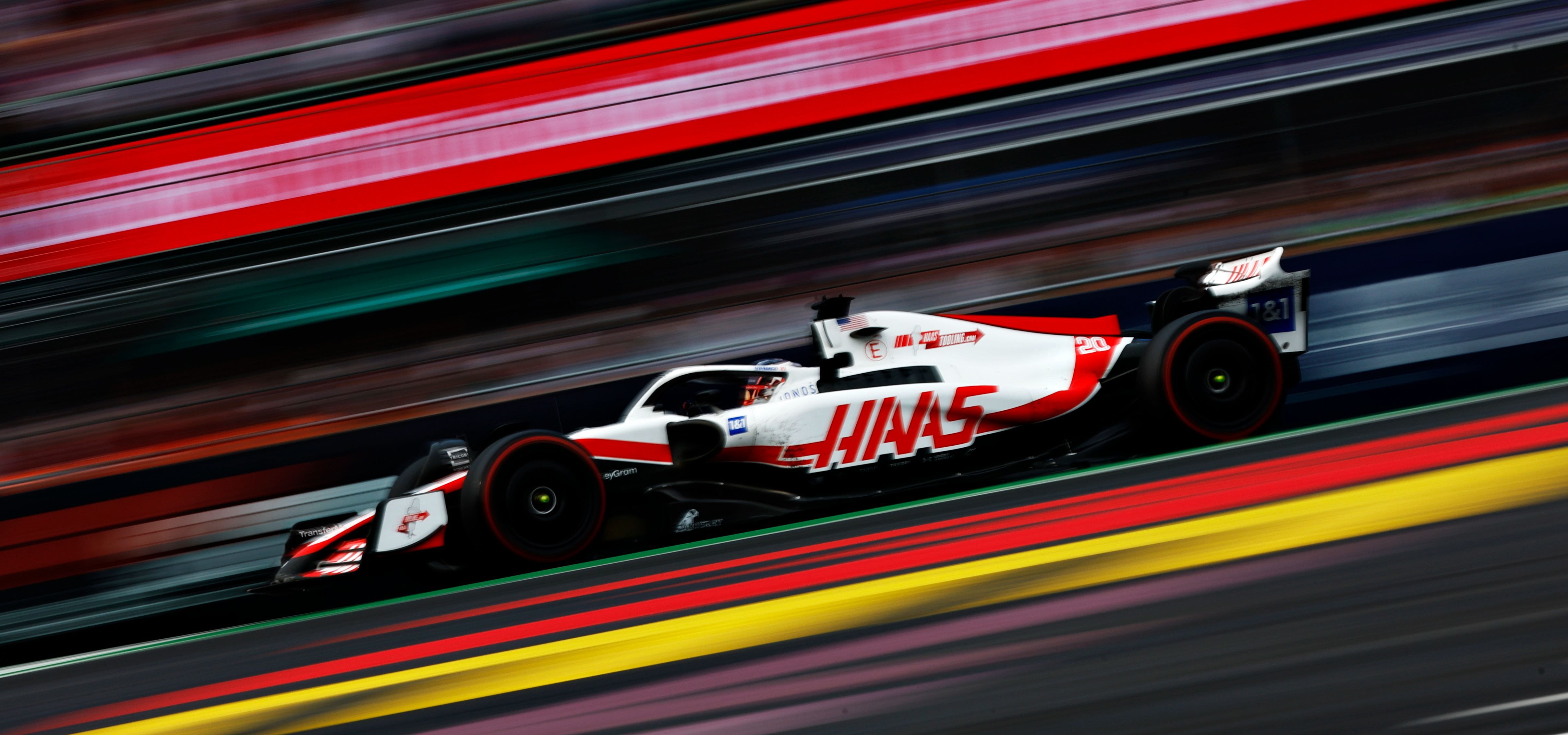 F1 - Fórmula 1 - Haas