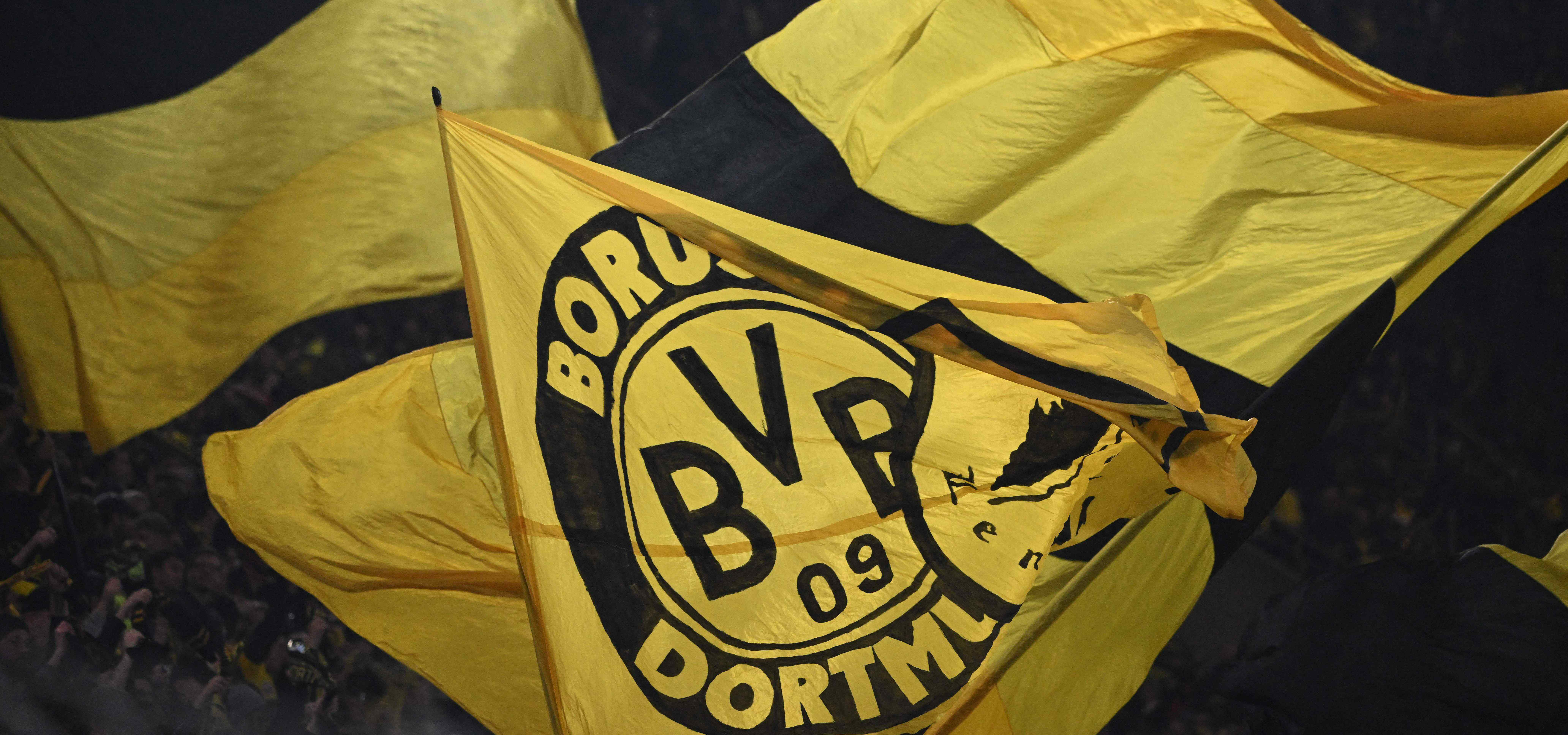 Dortmund perde para o Monchengladbach e segue fora do G4