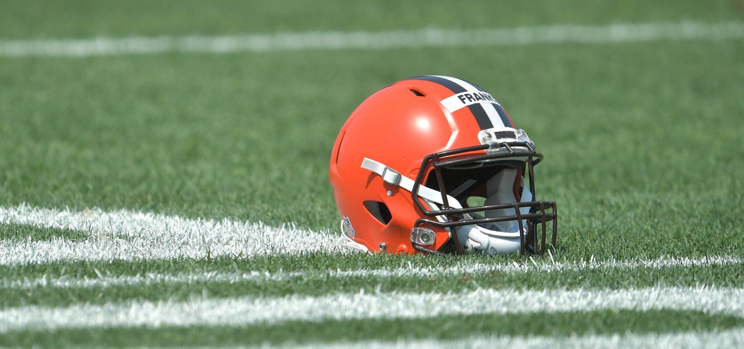 Browns lose Hjalte Froholdt to Arizona, Taven Bryan to Indianapolis 