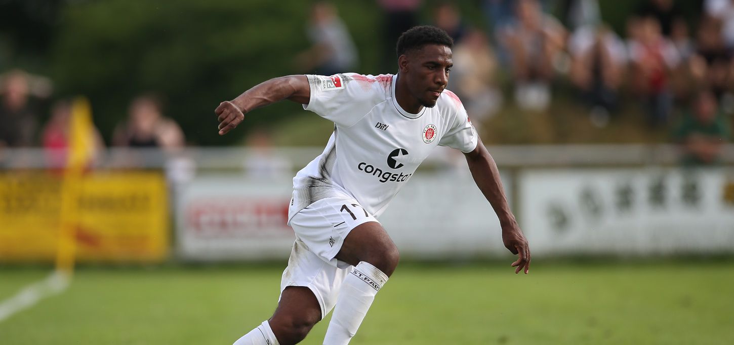 Oladapo Afolayan/FC St. Pauli