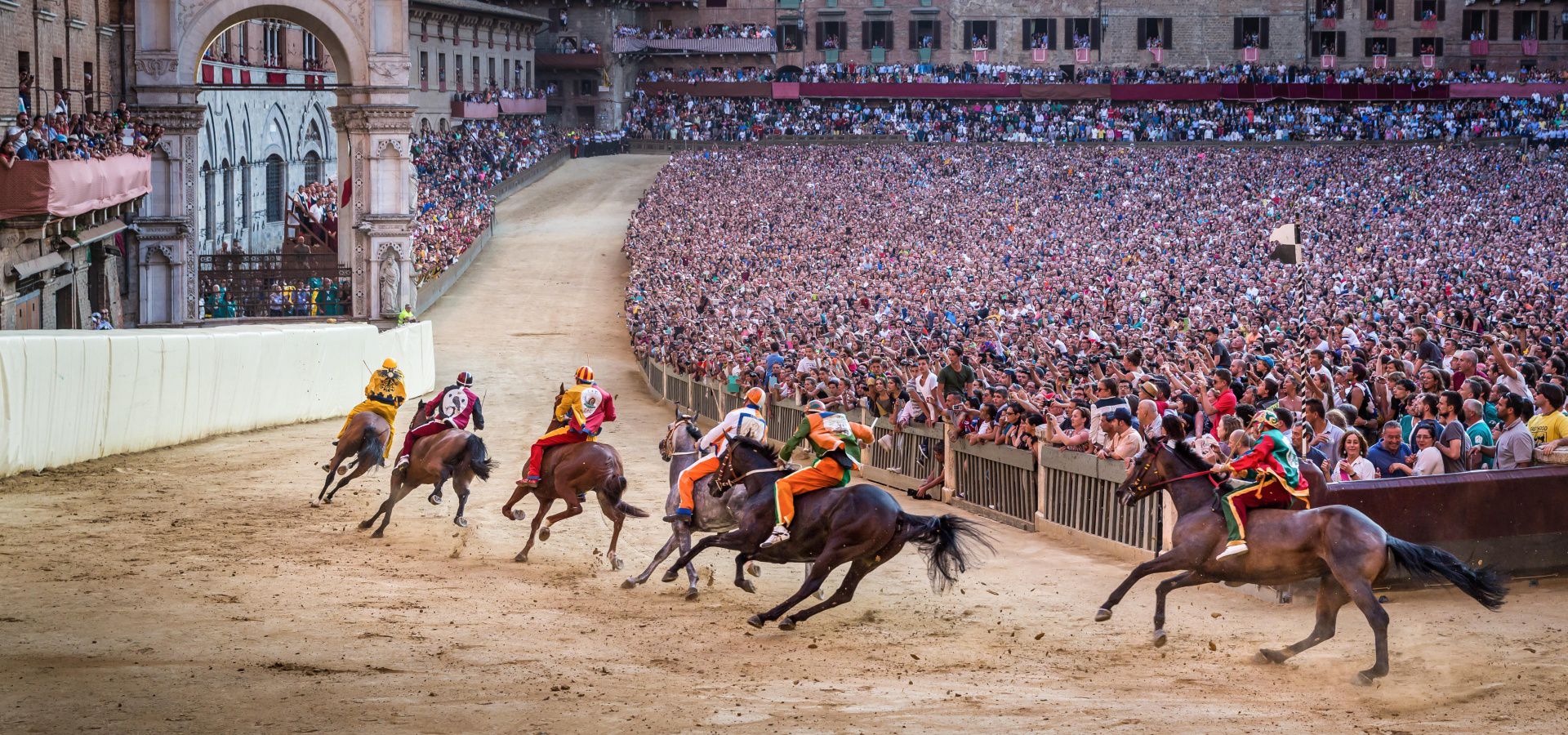 Palio paardenrace Siena