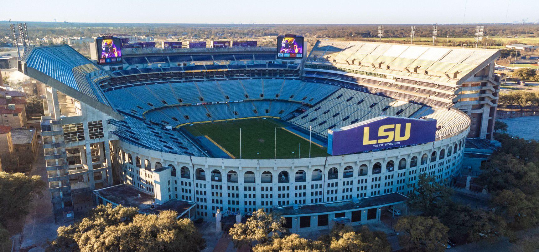 lsu tigers football stadium