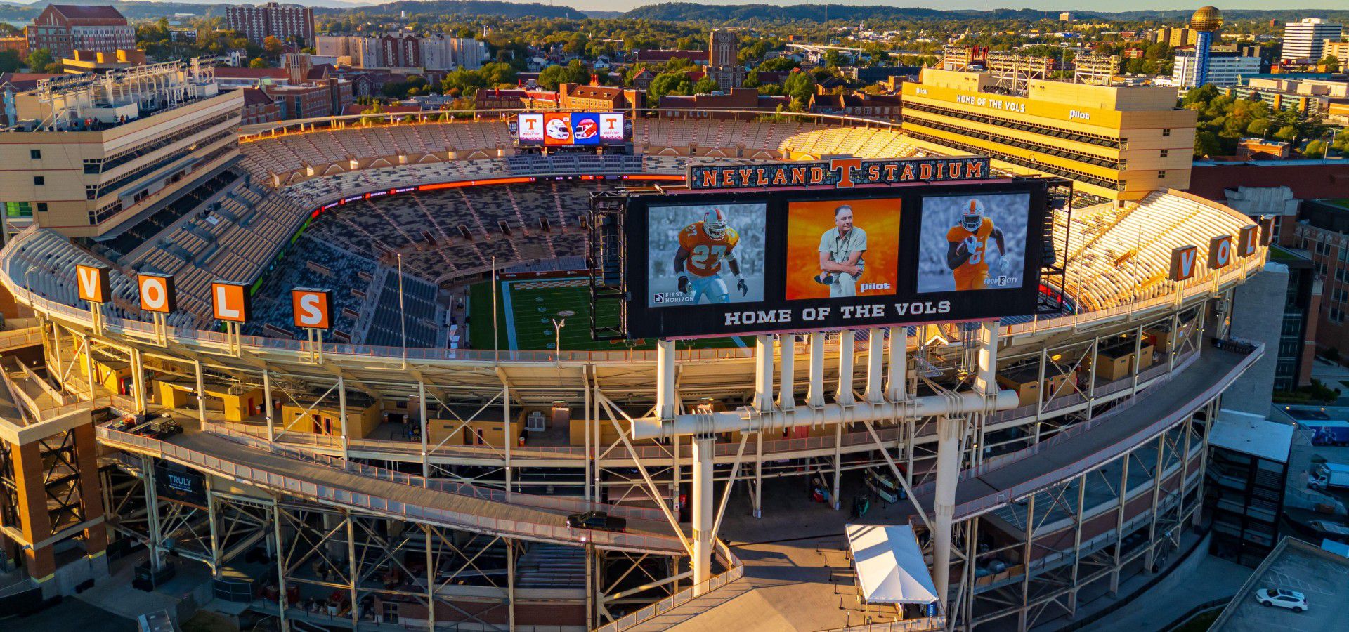 neyland stadium tennessee football