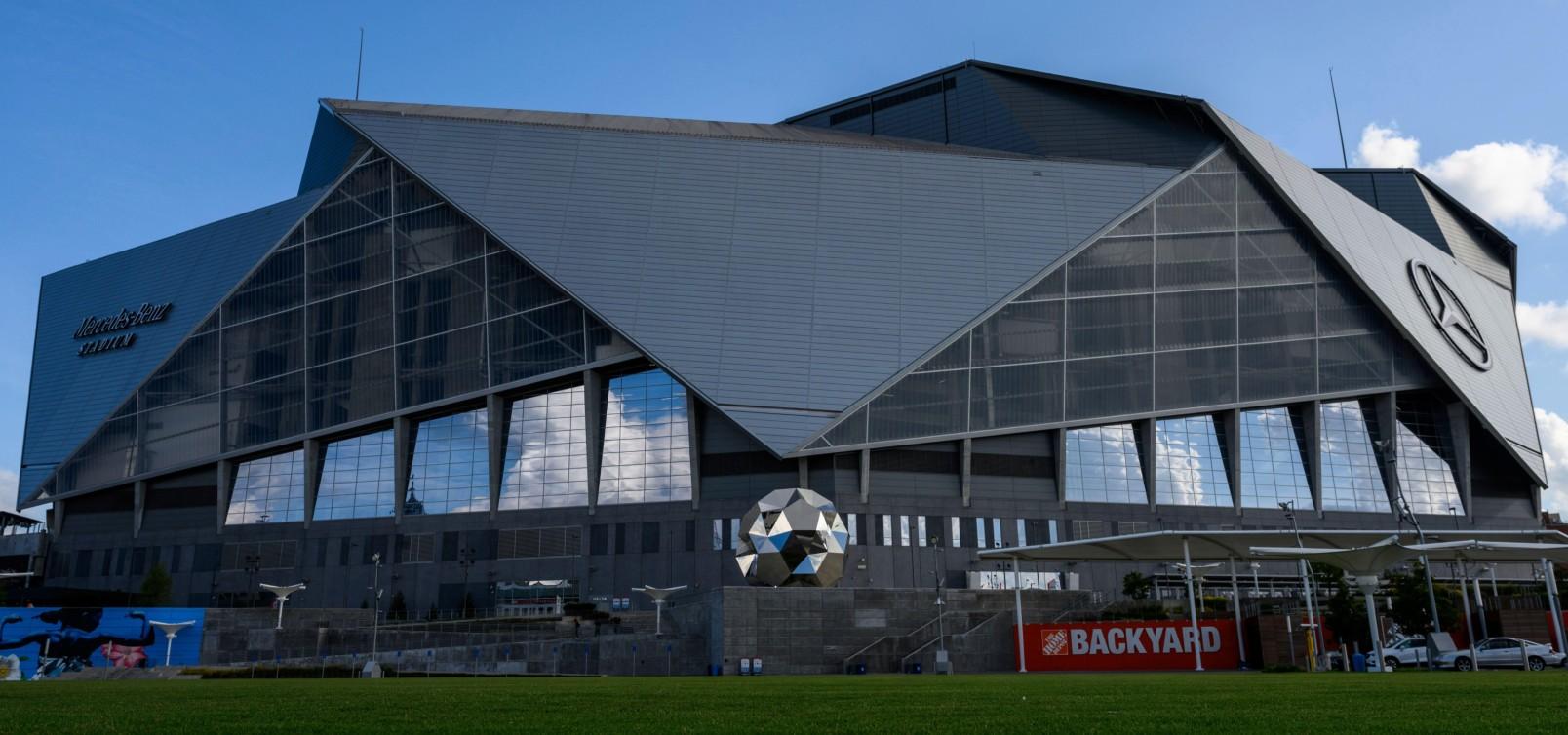 mercedes benz stadium atlanta exterior